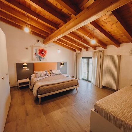 Agriturismo" Il Glicine Bianco" Monzambano Exterior foto